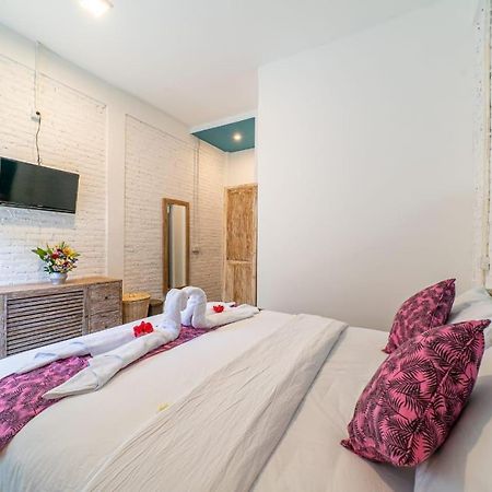 Euforia Guest House Canggu Eksteriør billede